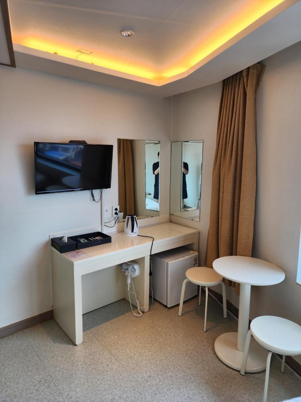Rezion Hotel Seogwipo Zewnętrze zdjęcie